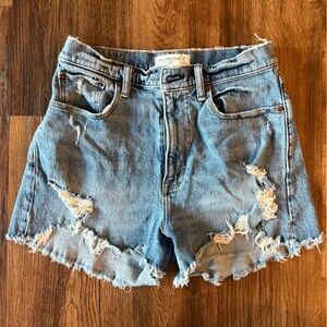 Medium Wash Abercrombie & Fitch Curve Love High Rise Denim Mom Short